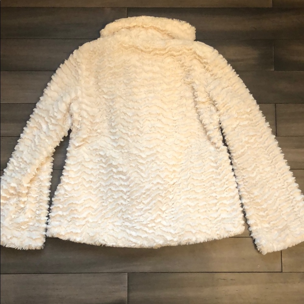 Patagonia pelage faux fur coat - Picture 13 of 15